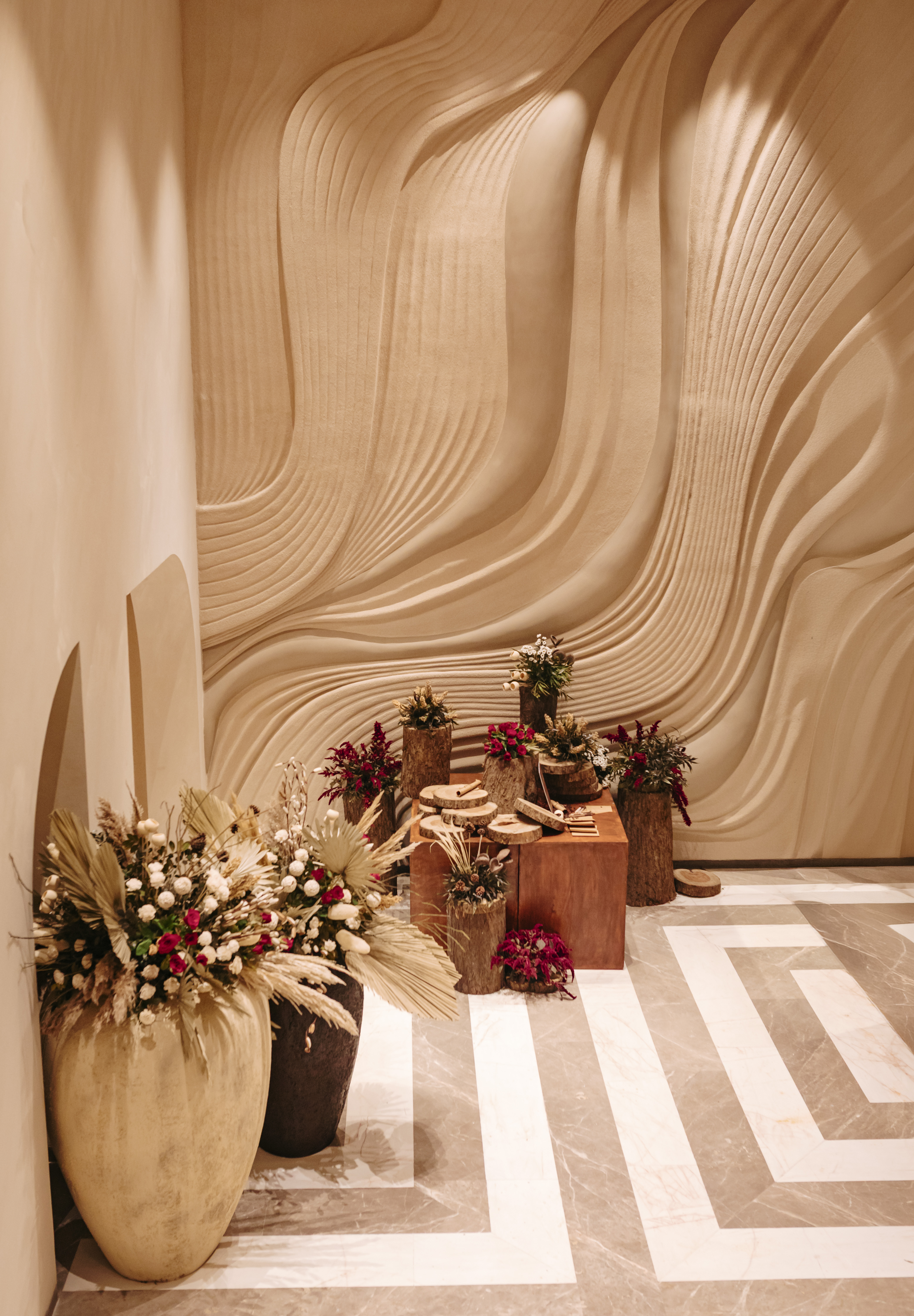 Pampas & Dried Details